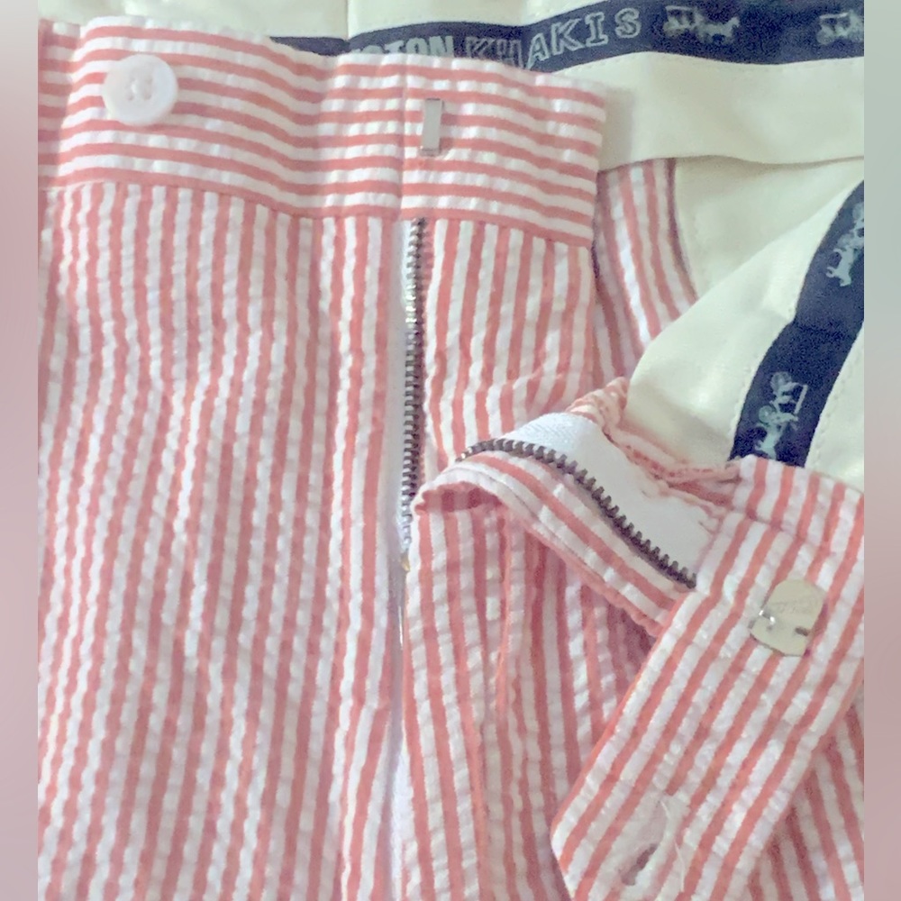 CHARLESTON KHAKIS Coral Striped Seersucker Shorts - Size 35 Waist - Picture 2 of 7